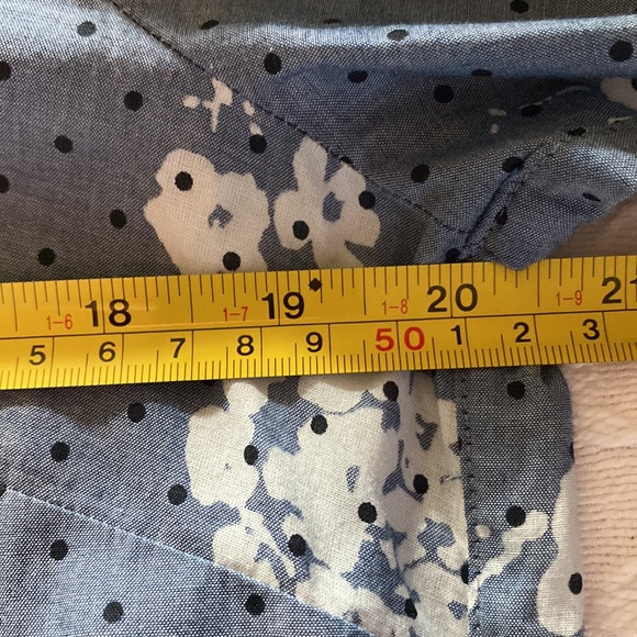 Talbots peasant tunic in floral pattern size Mp - Picture 4 of 5